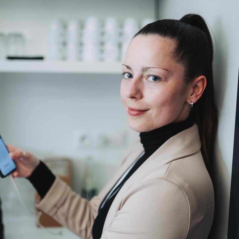 Kristýna Šuráňová – Event Manager, Moderator & Marketer